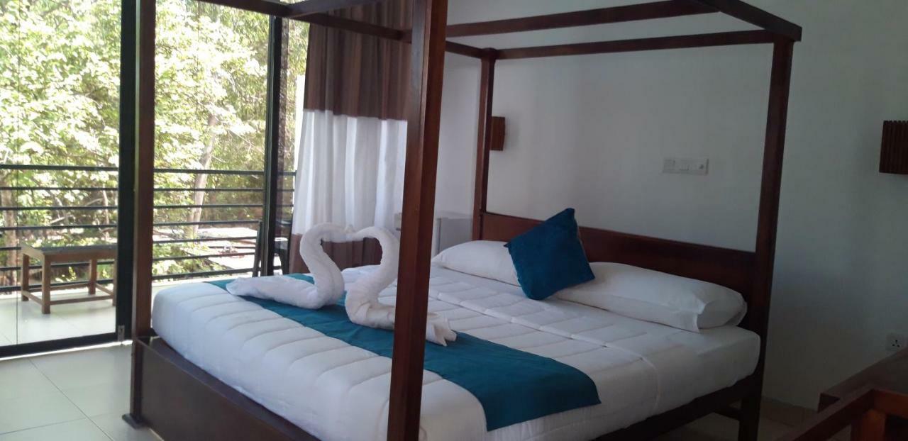 Lavish Resort - Sigirya Sigiriya Buitenkant foto
